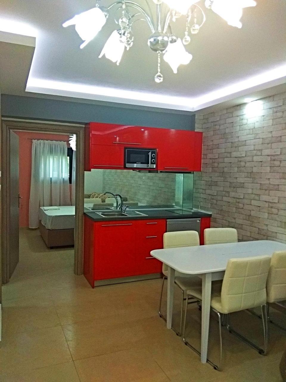 Iros Apartment Néa Péramos Kültér fotó