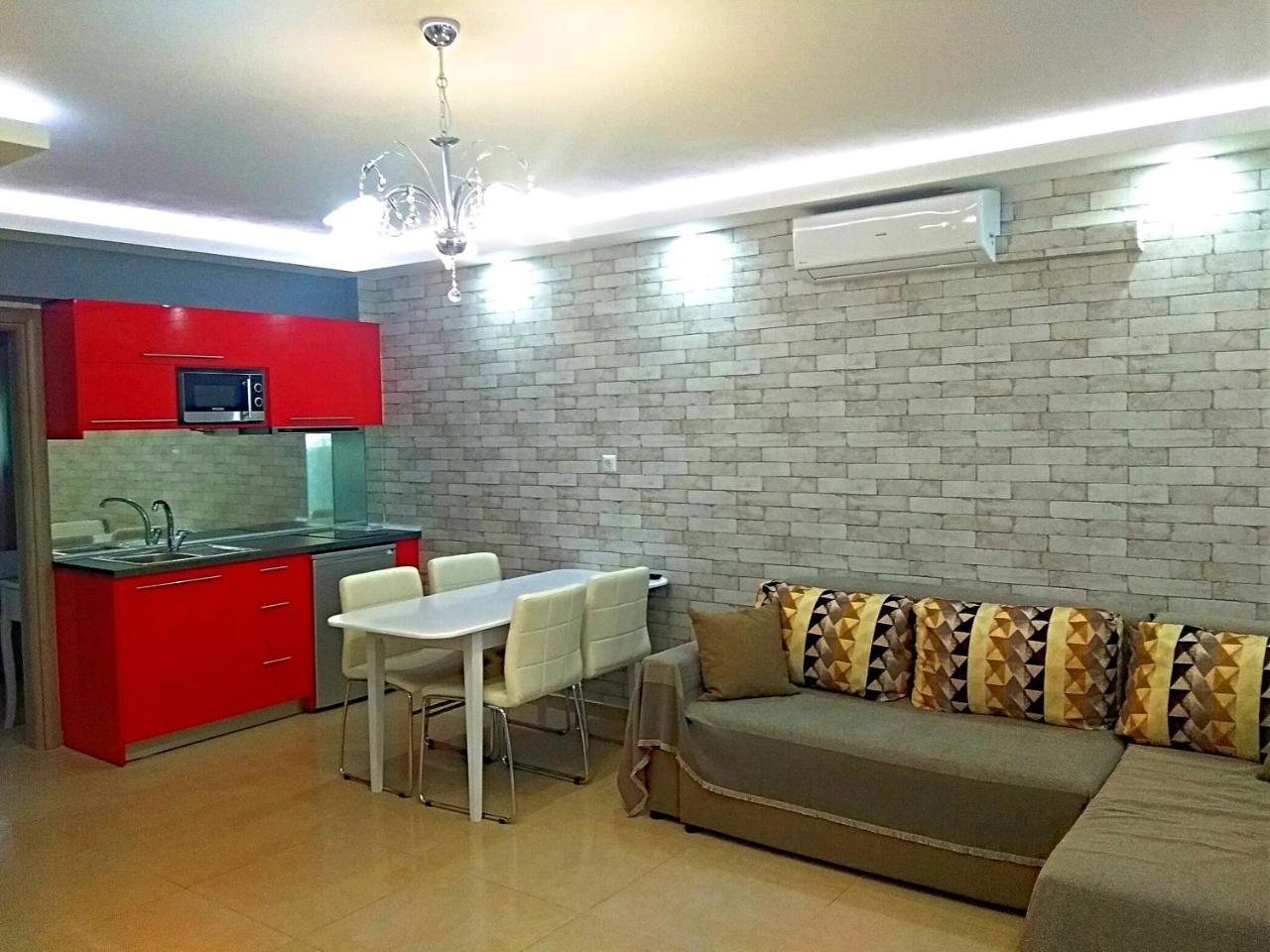 Iros Apartment Néa Péramos Kültér fotó